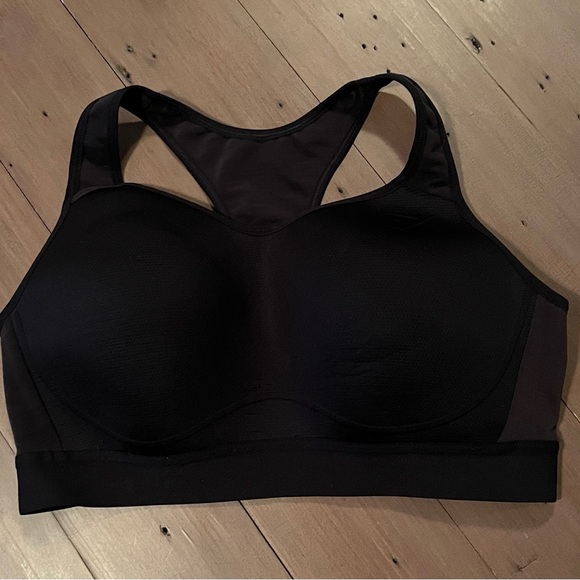 Gymshark Other - Gymshark Black Sports Bra